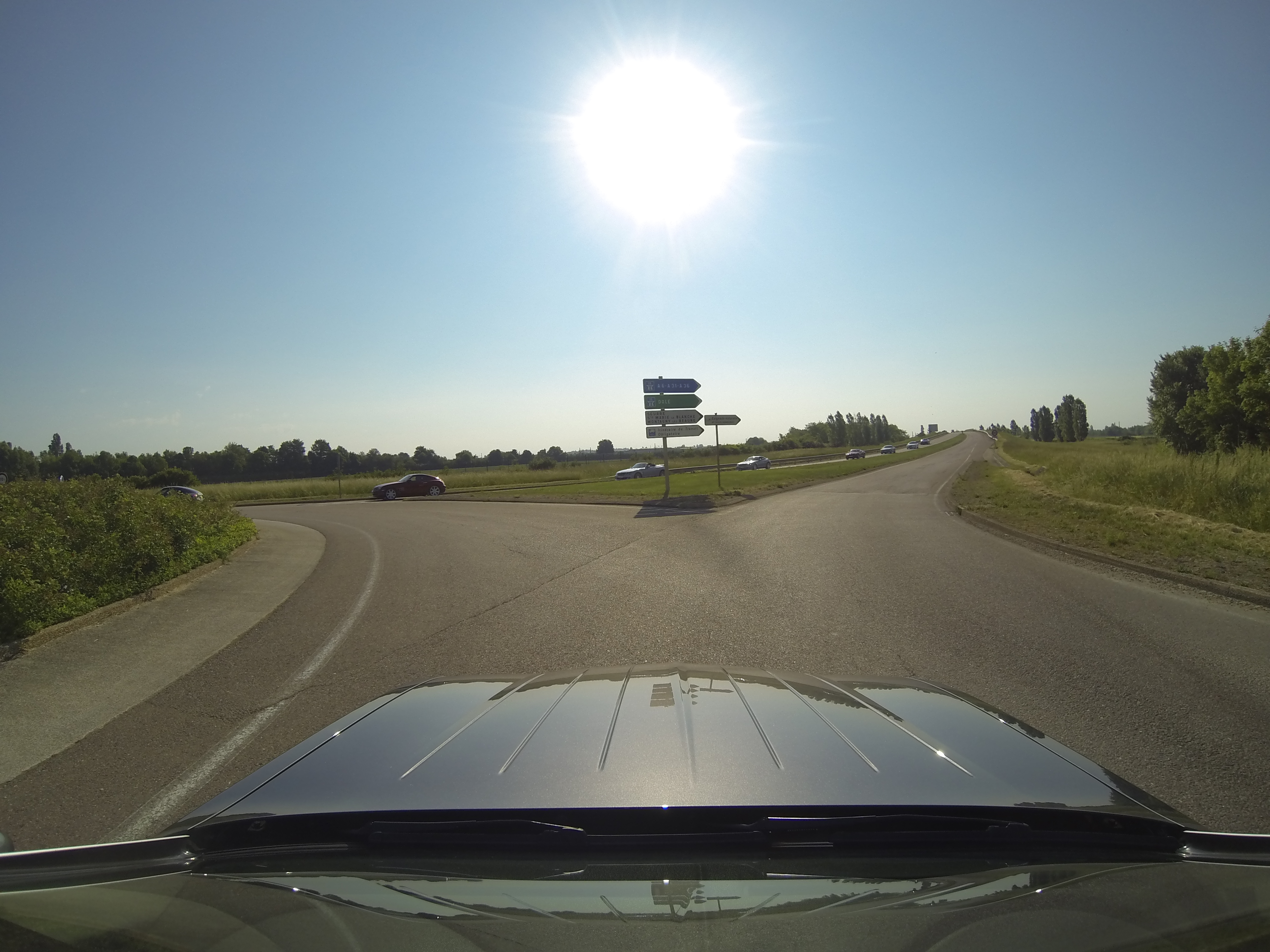 CROSSFIRE TOUR 2017 : Ascension 2017 | 25 au 28 Mai | Bourgogne avec 24 Chrysler enregistrées - Page 19 XXueaSuGzzuGGNwdRrHEo